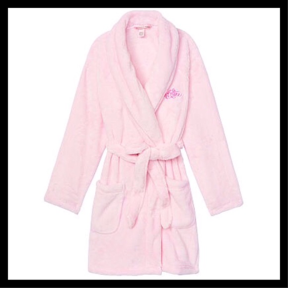 Victoria's Secret Other - Victoria’s Secret The Cozy Hooded Short Robe Pink